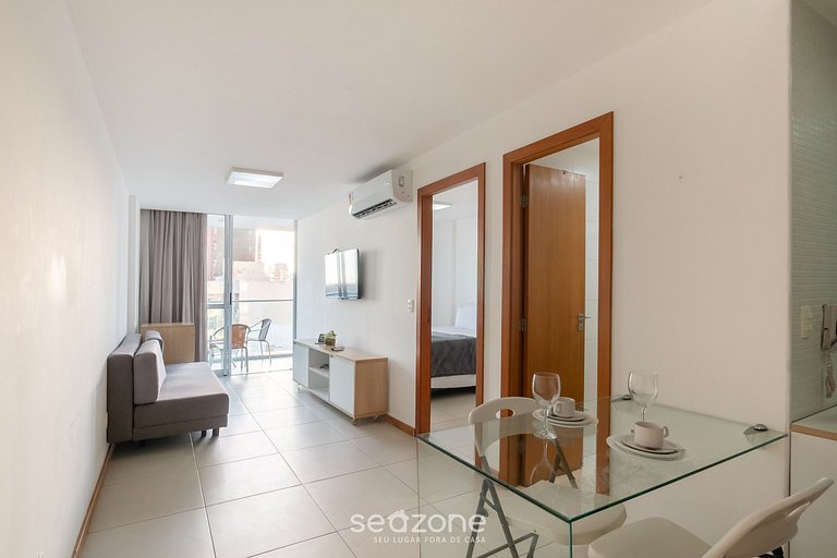 Apto c/ varanda e vista a beira-mar, Barra EXP0311