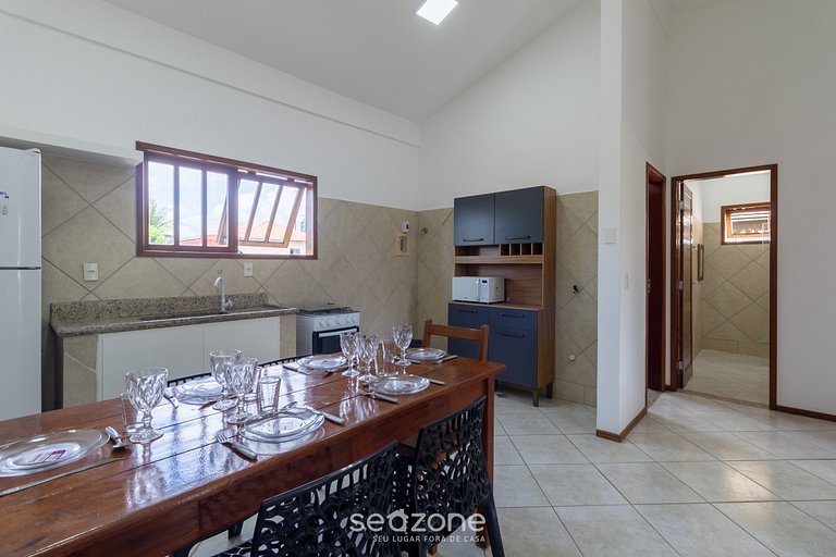 Apto em Cond. c/ Piscina a 500m da Praia ENL0002