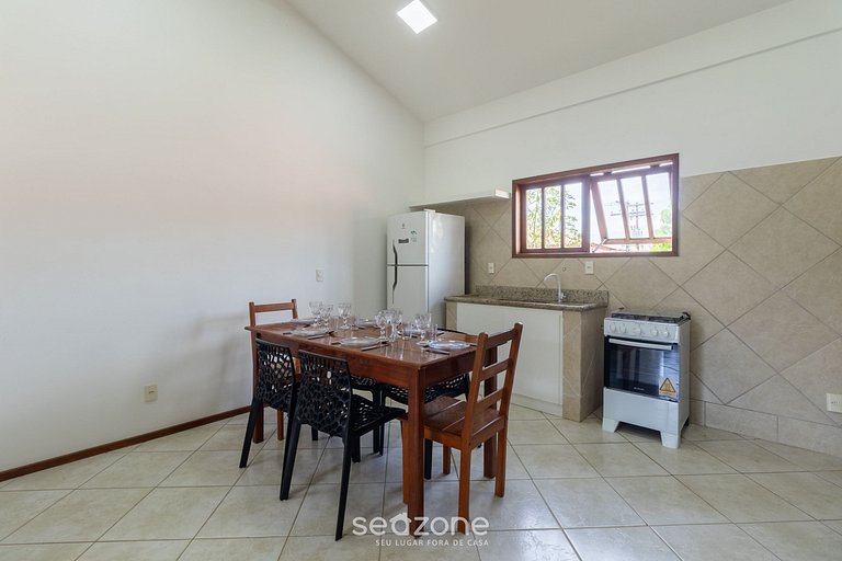 Apto en Cond. c/ Piscina 500 m de la Playa ENL0002