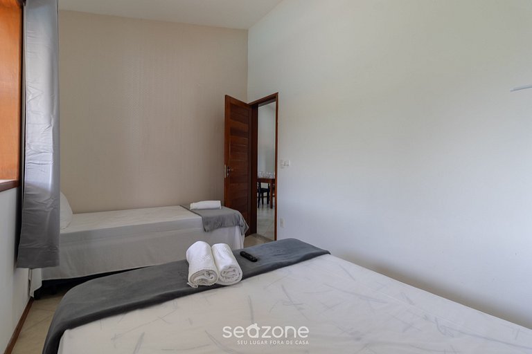 Apto em Cond. c/ Piscina a 500m da Praia ENL0002