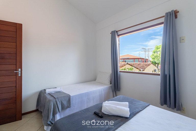 Apto en Cond. c/ Piscina 500 m de la Playa ENL0002