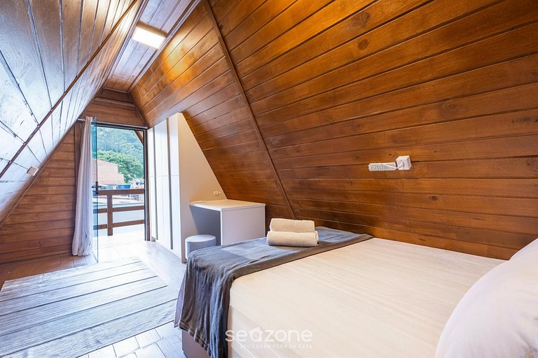 Chalé em cond. c/ churrasqueira e fogueira VIL0004