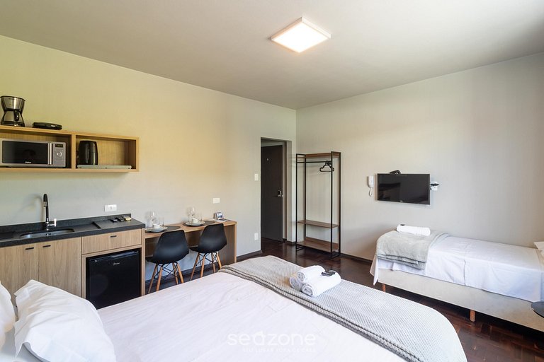 Studio en cond. c/ cochera en Blumenau OLA0004