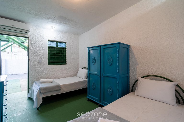 Casa c/ 5QTs e Piscina a 200 m da praia FPL0228