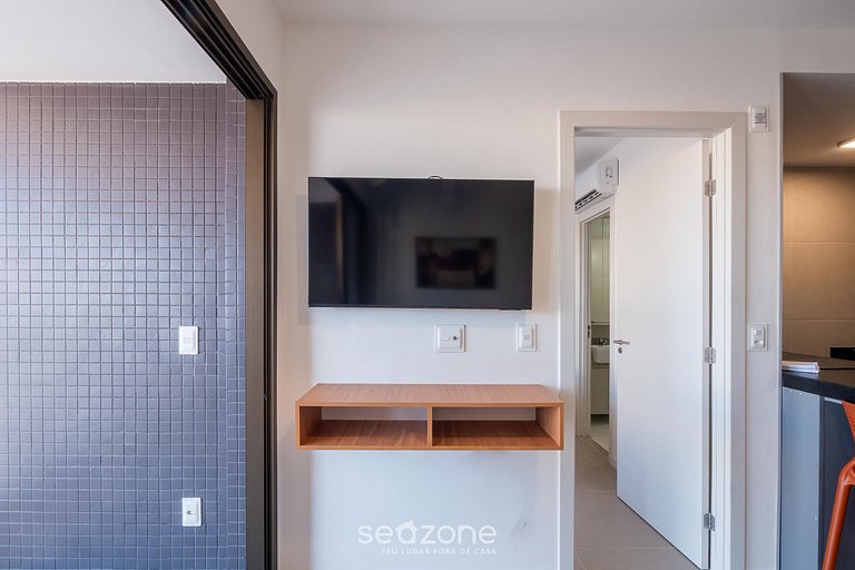 Apto em edif. c/ piscina a 800 m do mar EDF0208