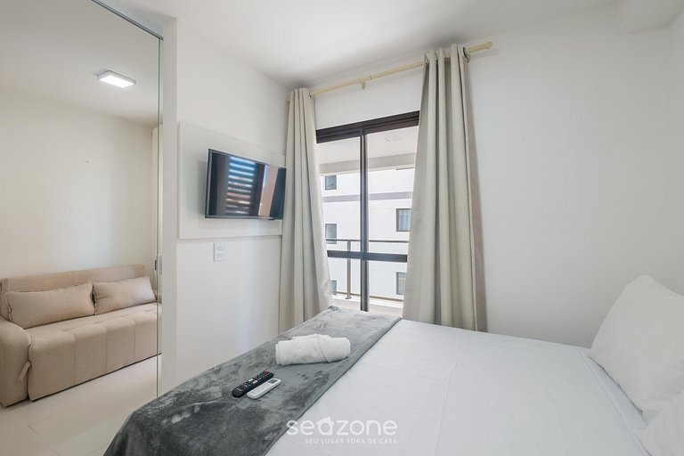 Apto en Cond. con Piscina en Federação HFO1006