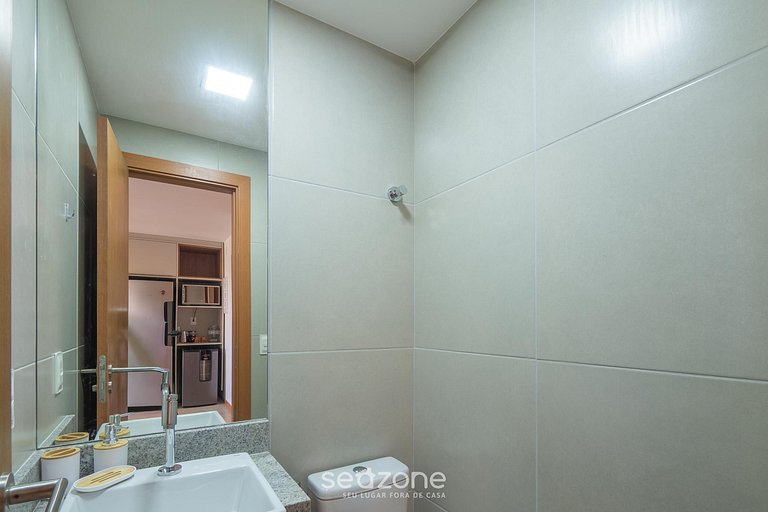 Apto em Cond. c/ Piscina a 140 m da Praia VII0107