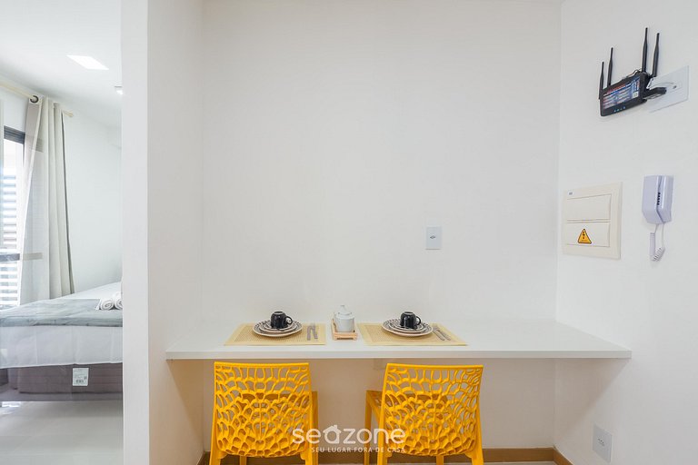 Apto en Cond. con Piscina en Federação HFO1006