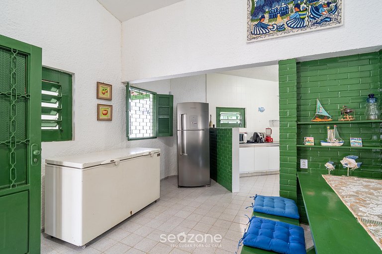 Casa c/ 5QTs e Piscina a 200 m da praia FPL0228