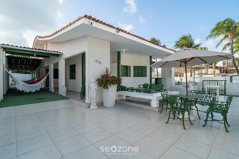 Casa c/ 5QTs e Piscina a 200 m da praia FPL0228