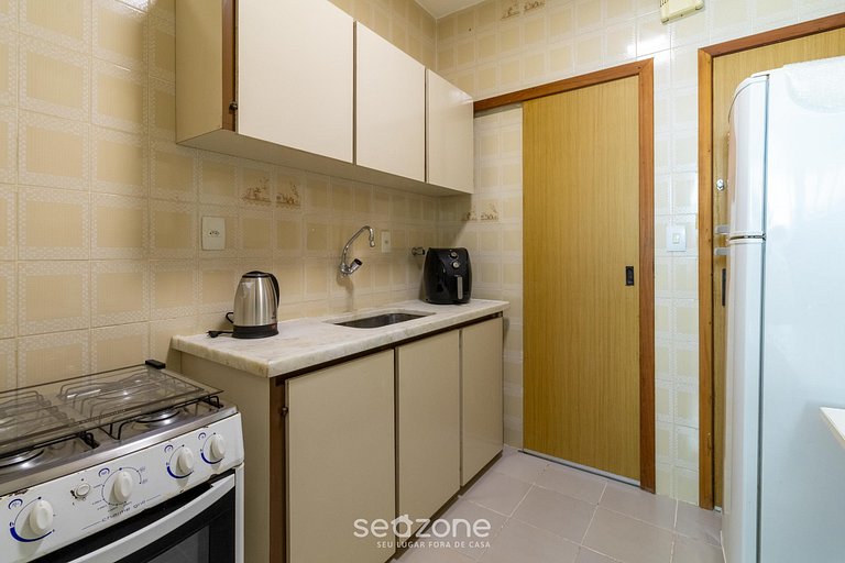 Apt 3 Dormitorios en Edificio Frente Mar ADLB0203