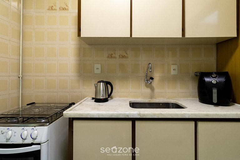 Apt 3 Dormitorios en Edificio Frente Mar ADLB0203