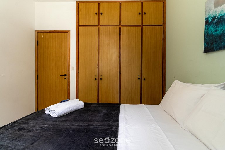 Apt 3 Dormitorios en Edificio Frente Mar ADLB0203