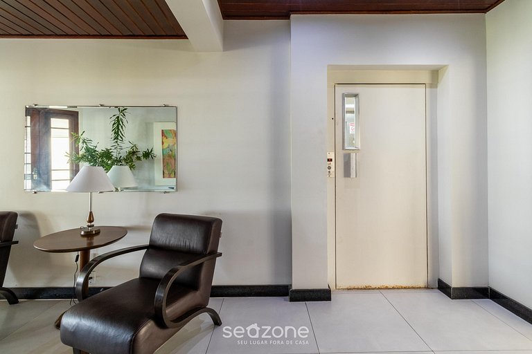 Apt 3 Dormitorios en Edificio Frente Mar ADLB0203