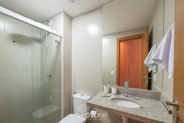 Apto em Cond. c/ Piscina a 140 m da Praia VII0107