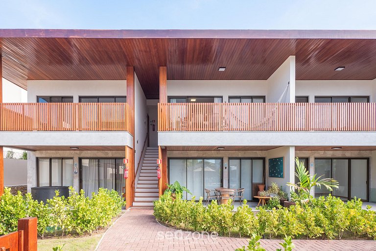 Apto em Cond. c/ Piscina a 140 m da Praia VII0107