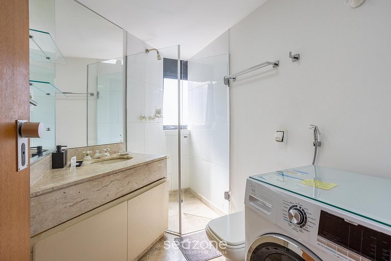 Apto en Cond. con piscina en Campo Belo BBE0033