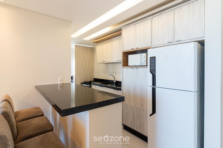 Apto vista mar em Cond. c/ piscina AHRB0801