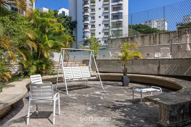 Apto en Cond. con piscina en Campo Belo BBE0033