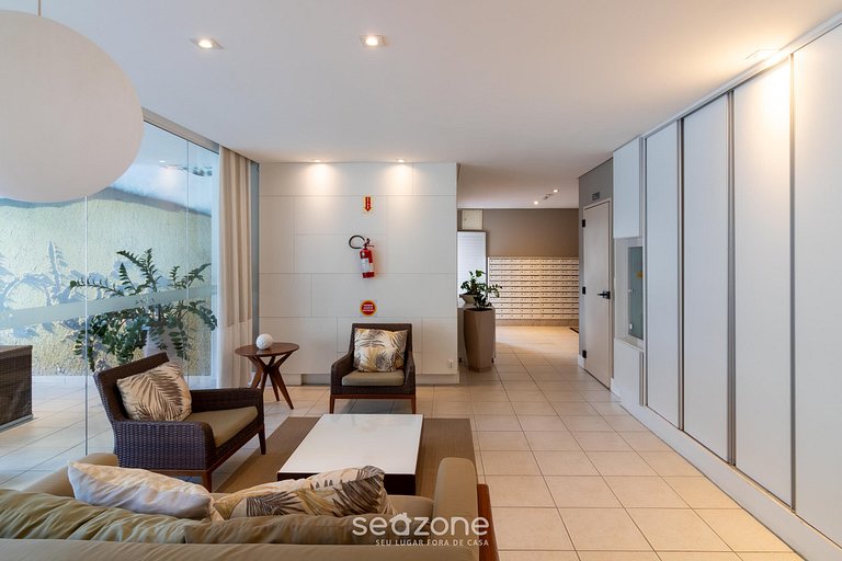 Aptos en condo. c piscina, a 240 metros de la playa Brava -