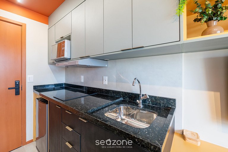 Studio en Cond. con Piscina en Piatã ONE0203