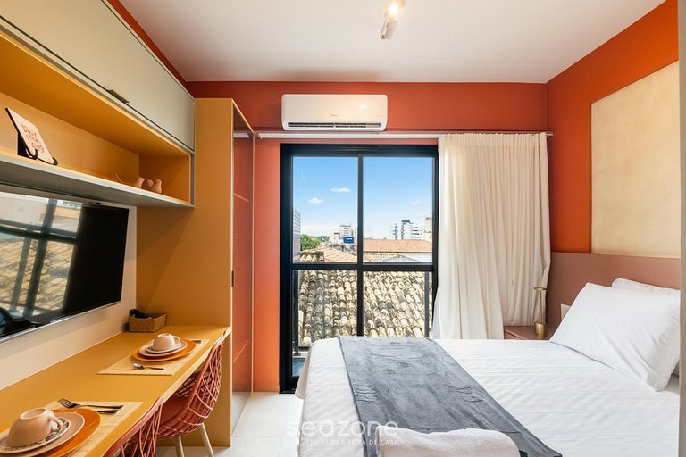 Studio em Cond. c/ Piscina em Piatã ONE0203