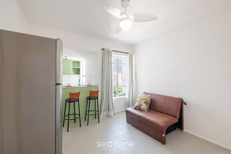 Apto c/ suíte a 750 m do mar na Barra SCZ0903