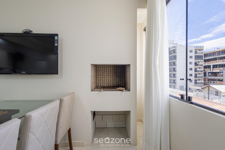 Apto c/ churrasq. a 210 do mar, Piçarras LCR0301