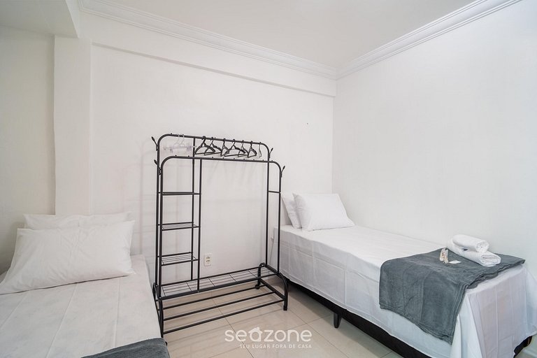 Apto 2 Quartos a 260m da Praia EMH0104