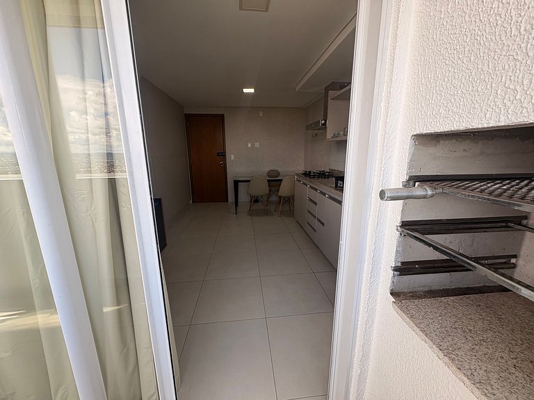 Apto em Cond. c/ Piscina no Jardim Goiás THO2907