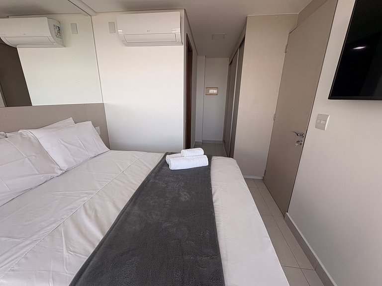 Apto en Cond. con Piscina en Jardim Goiás THO2907