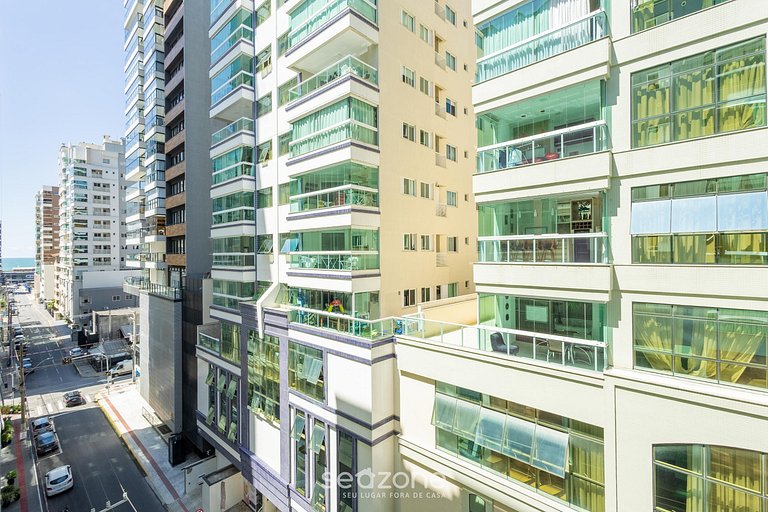 Apto c/ churrasq. a 450m da praia EST0404