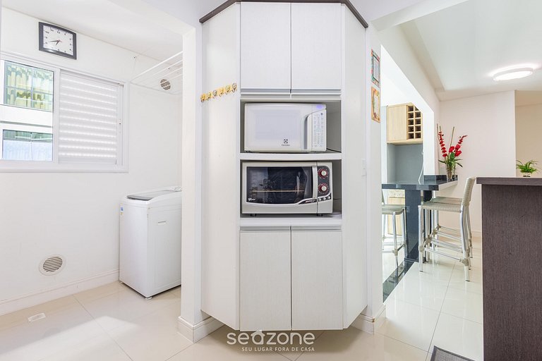 Apto c/ churrasq. a 450m da praia EST0404