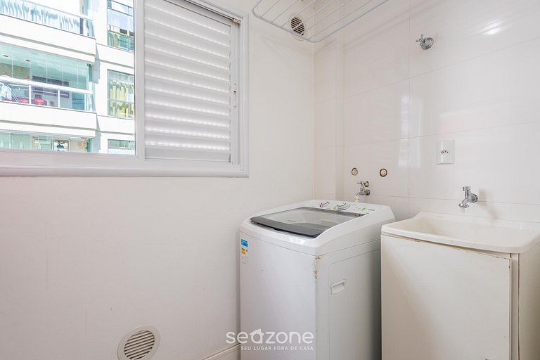 Apto c/ churrasq. a 450m da praia EST0404