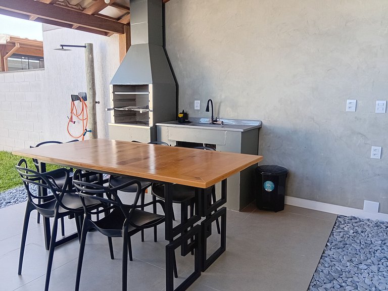 Casa c/ asador privado en Imbituba AEM0004