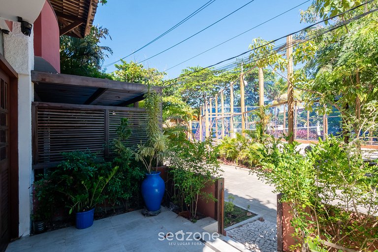 Apto 2Q c/ acesso direto à praia VSM0001