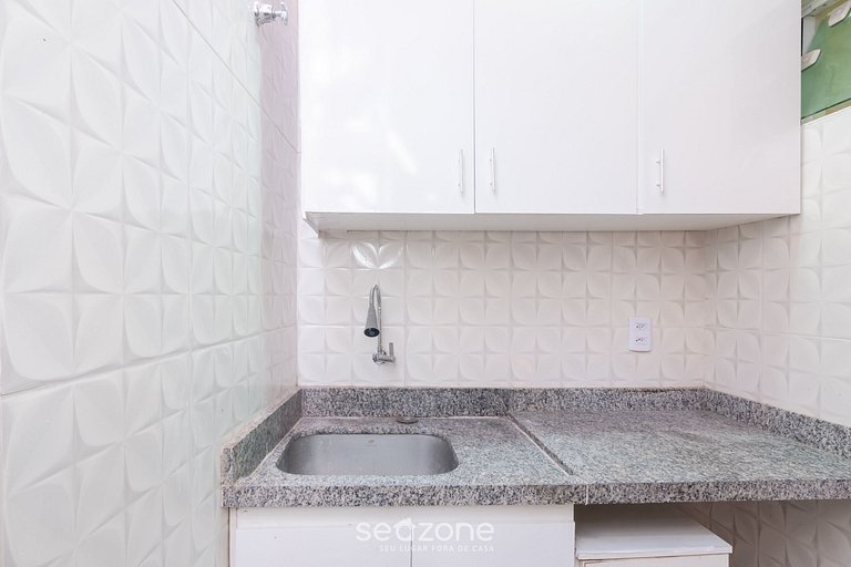 Apto 2Q c/ acesso direto à praia VSM0001