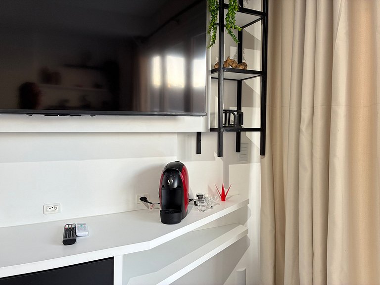 Studio Moderno bem localizado no Centro EKT002