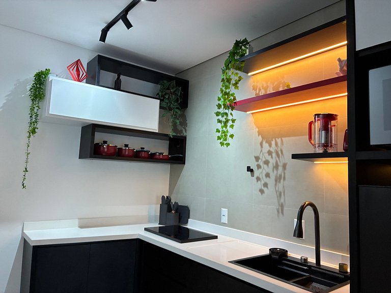 Estudio moderno bien ubicado en el Centro EKT002