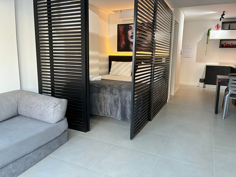 Estudio moderno bien ubicado en el Centro EKT002