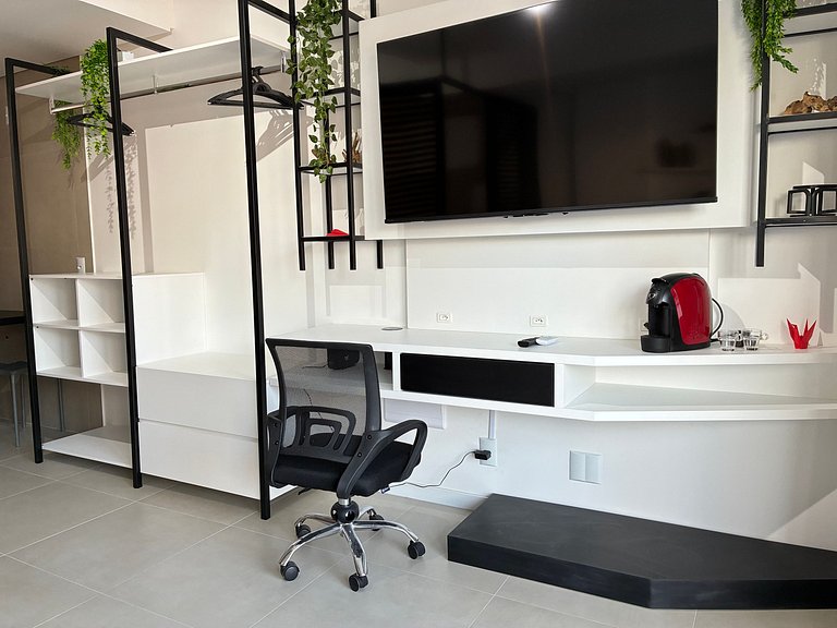 Estudio moderno bien ubicado en el Centro EKT002