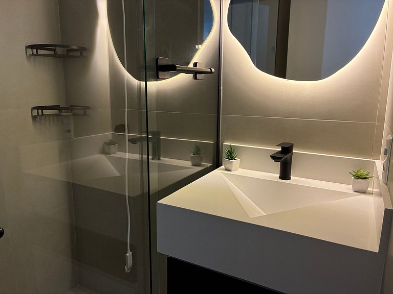 Studio Moderno bem localizado no Centro EKT002