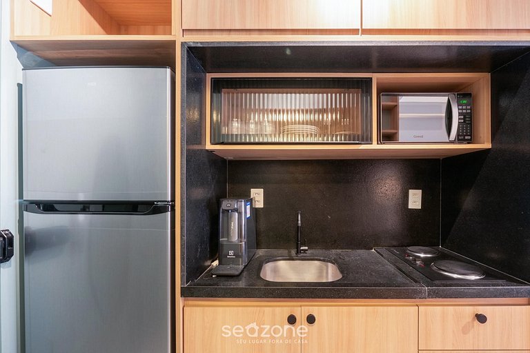 Studio em Cond. c/ piscina em Armação SMT0207