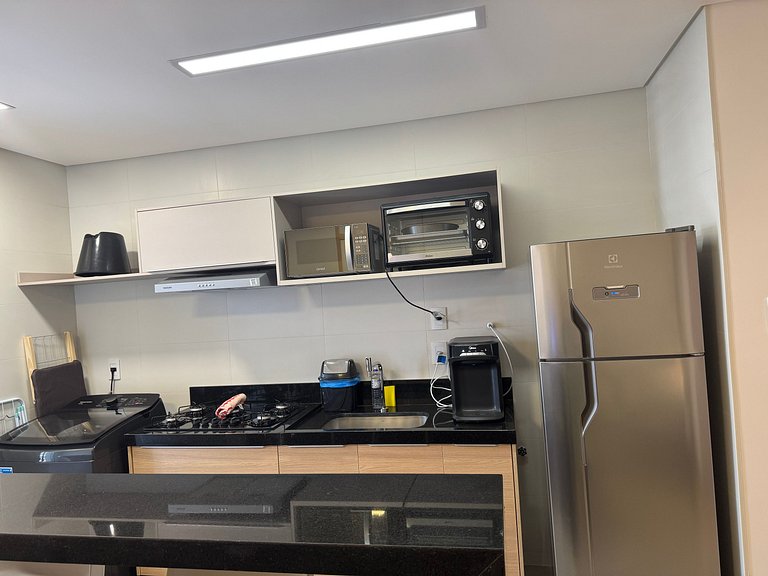 Apto en cond. con piscina en el centro GRLA1303