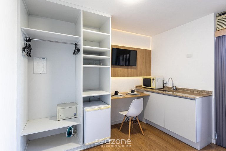 Studio en Cond. con Piscina Alto da Rua XV UPP0104