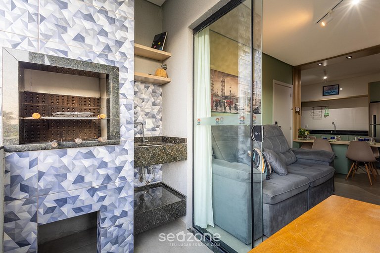 Apart moderno c/ parrilla privada Piçarras CCN0169