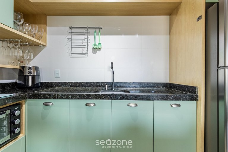 Apto Moderno c/ churrasq. priv. Piçarras CCN0169