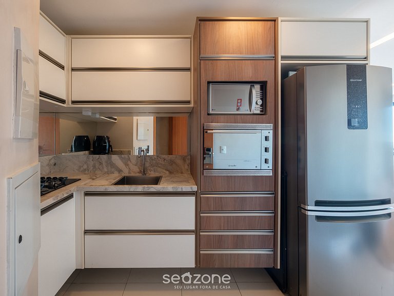 Studio em prédio c/ piscina em Salvador BRS2405