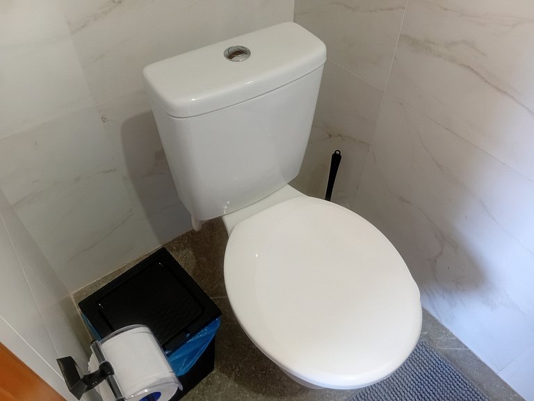 Casa espaçosa c/ churrasq. em Ibiraquera BDL0003