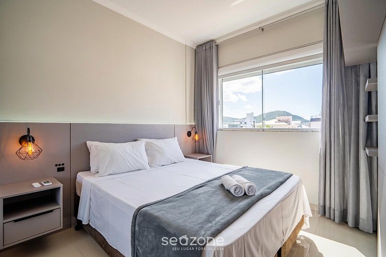 Apto em prédio c/ piscina. nos Ingleses DGA0204